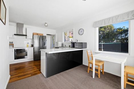 Photo of property in 33 Fovant Street, Russley, Christchurch, 8042