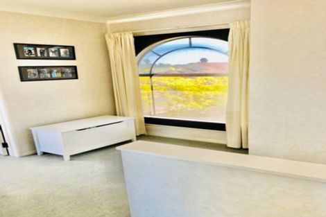 Photo of property in 18 Keppoch Court, Dannemora, Auckland, 2016