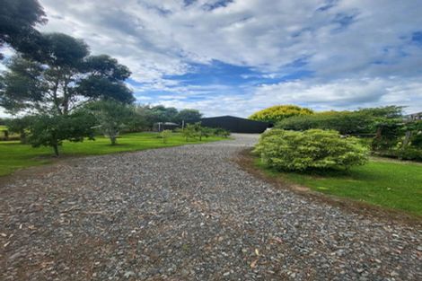 Photo of property in 71 Railway Road, Dalefield, Carterton, 5791