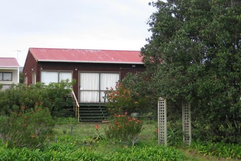 Photo of property in 34 Omaha Drive, Omaha, 0986