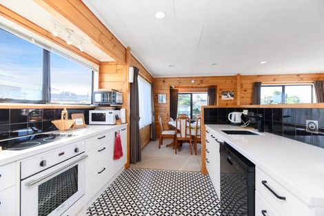 Photo of property in 2/10 Sirius Place, Botany Downs, Auckland, 2010