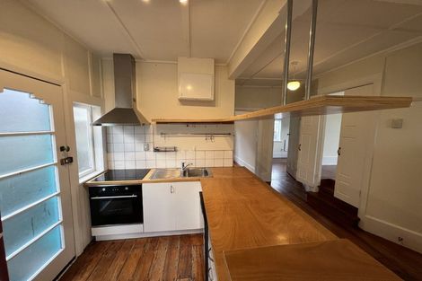 Photo of property in 83 Apu Crescent, Lyall Bay, Wellington, 6022