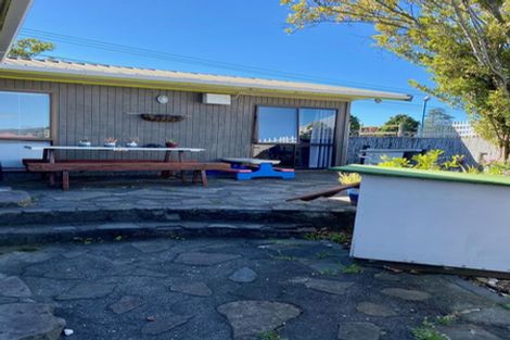 Photo of property in 68 Bruce Mclaren Road, Henderson, Auckland, 0612