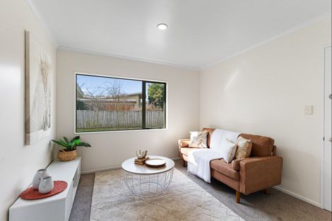 Photo of property in 13 Homewood Avenue, Levin, 5510