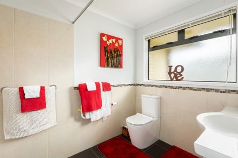 Photo of property in 43 Malta Crescent, Katikati, 3129