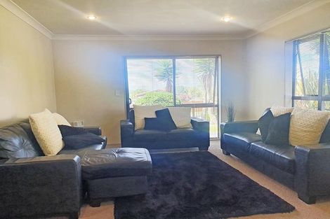 Photo of property in 106 Alfriston Road, Manurewa, Auckland, 2105