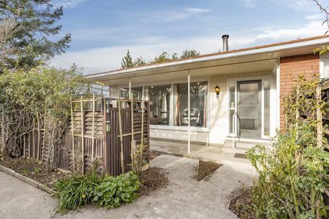 Photo of property in 25 Leeston And Lake Road, Leeston, 7632