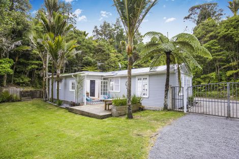 Photo of property in 263 Huia Road, Titirangi, Auckland, 0604