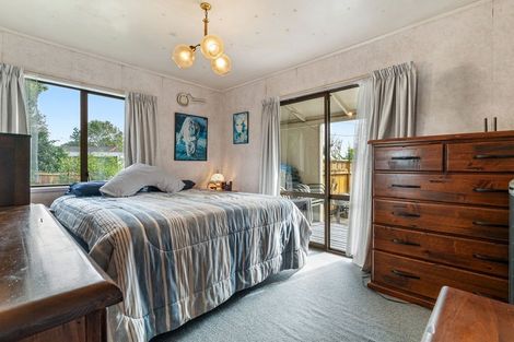 Photo of property in 5 Aronia Way, Goodwood Heights, Auckland, 2105