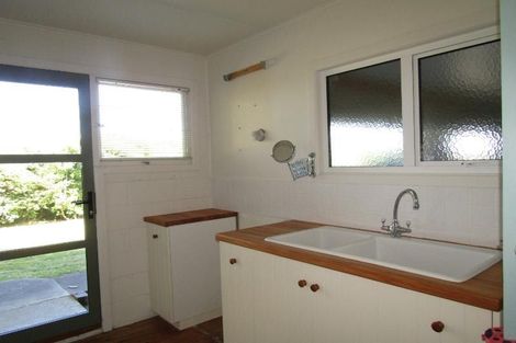 Photo of property in 61 Kurupae Road, Hilltop, Taupo, 3330