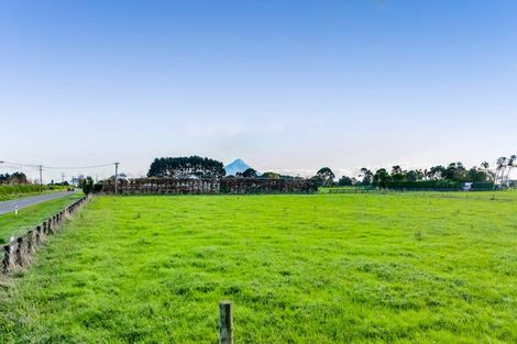 Photo of property in 84 Mawhitiwhiti Road, Normanby, Hawera, 4675