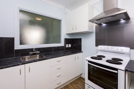 Photo of property in 2/4 Granville Street, Silverstream, Upper Hutt, 5019