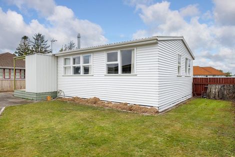 Photo of property in 34 Kummer Crescent, Masterton, 5810