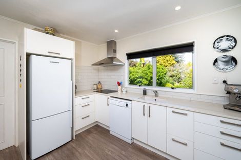 Photo of property in 10 Tauroa Road, Havelock North, 4130