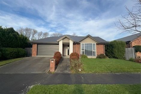 Photo of property in 27 Mokihi Gardens, Hillmorton, Christchurch, 8024