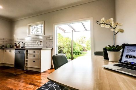 Photo of property in 156 Kings Crescent, Hutt Central, Lower Hutt, 5010