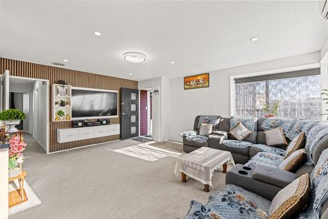 Photo of property in 2/33 Tower Street, Hornby, Christchurch, 8042