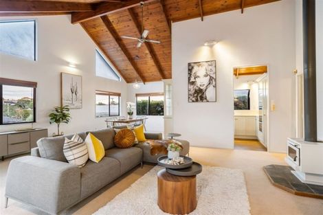 Photo of property in 1/31 Corunna Road, Milford, Auckland, 0620