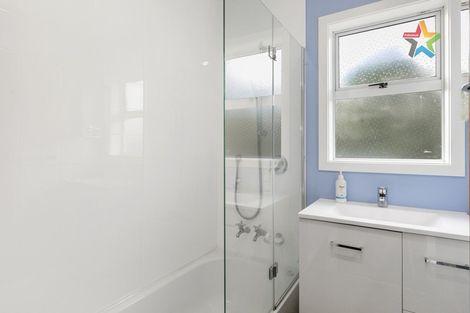 Photo of property in 32 Karaka Street, Wainuiomata, Lower Hutt, 5014