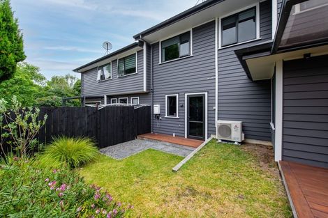 Photo of property in 2/11 Masters Avenue, Hillcrest, Hamilton, 3216