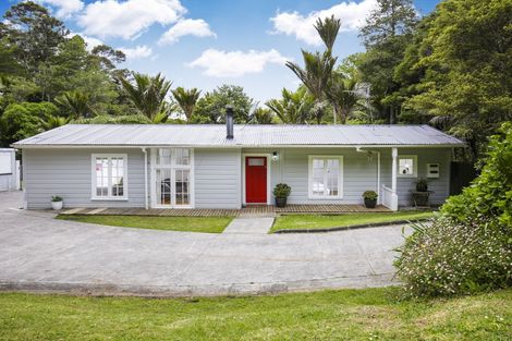 Photo of property in 263 Huia Road, Titirangi, Auckland, 0604