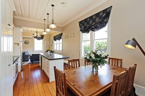 Photo of property in 100 Auckland Road, Greenmeadows, Napier, 4112