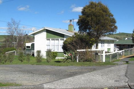 Photo of property in 25 Kiwi Road, Taihape, 4720