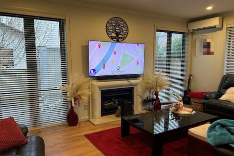 Photo of property in 8 Kingsgate Place, Dannemora, Auckland, 2016