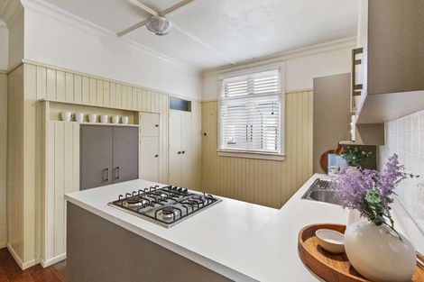 Photo of property in 44 Miro Street, Takaro, Palmerston North, 4410