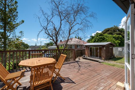 Photo of property in 277 Glengarry Road, Glen Eden, Auckland, 0602