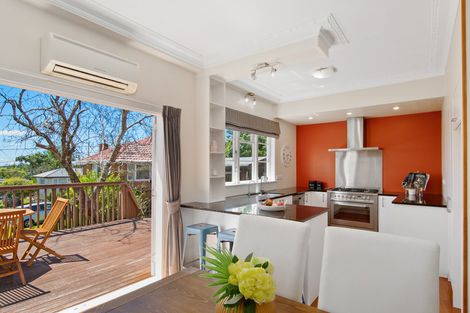 Photo of property in 277 Glengarry Road, Glen Eden, Auckland, 0602