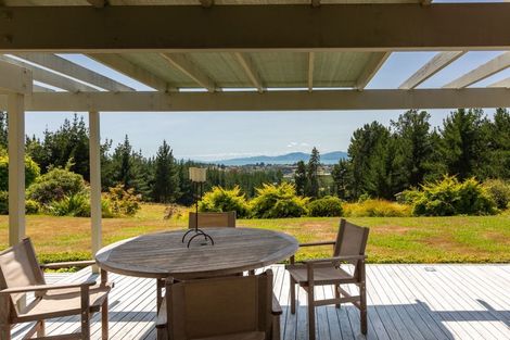 Photo of property in 370 Old Coach Road, Upper Moutere, 7173