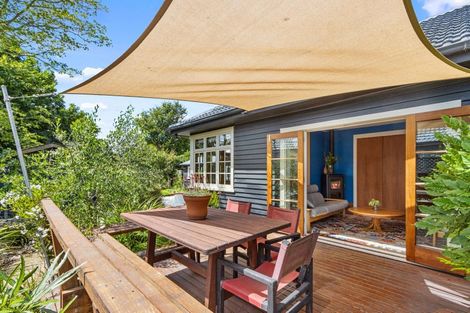 Photo of property in 11 Earl Street, Hillsborough, Christchurch, 8022