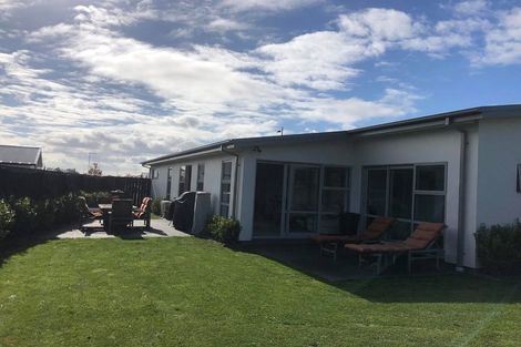 Photo of property in 62 Bradwell Crescent, Halswell, Christchurch, 8025