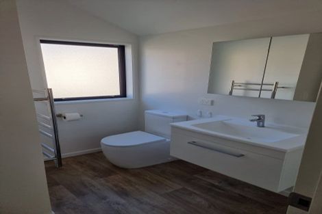 Photo of property in 15 Wheatsheaf Lane, Heathcote Valley, Christchurch, 8022