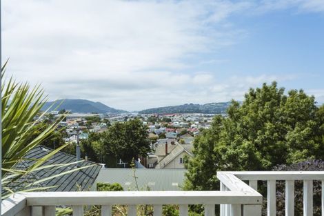 Photo of property in 39 Easther Crescent, Kew, Dunedin, 9012