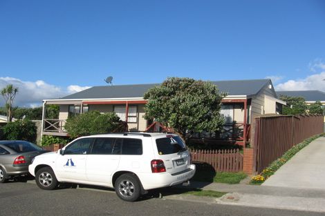 Photo of property in 8 Mako View, Titahi Bay, Porirua, 5022