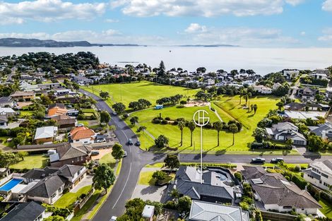 Photo of property in 44 William Bayes Place, Red Beach, 0932