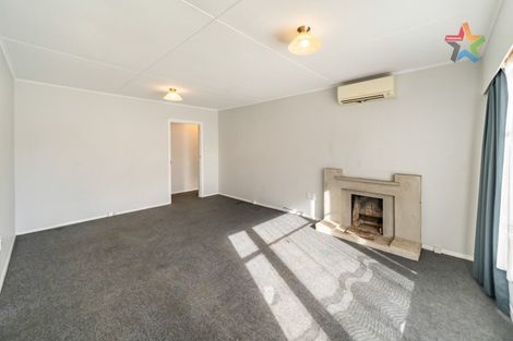 Photo of property in 5 Bythell Street, Wainuiomata, Lower Hutt, 5014