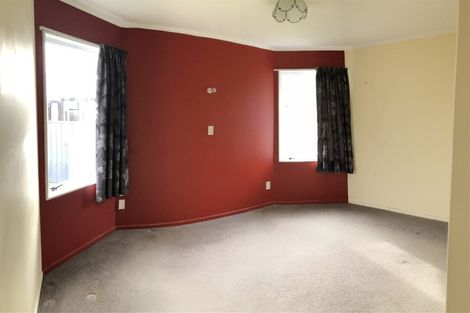 Photo of property in 26 Glen Road, Stokes Valley, Lower Hutt, 5019