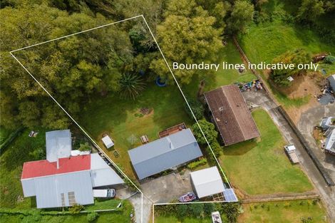Photo of property in 20 Derrick Road, Kawakawa, 0210
