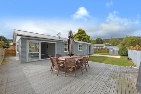 Photo of property in 42 Mountbatten Grove, Clouston Park, Upper Hutt, 5018