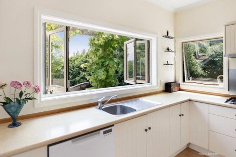 Photo of property in 421 Johns Way, Martinborough, Carterton, 5784