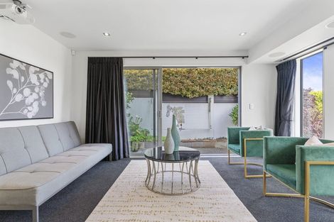 Photo of property in 38 Takutai Avenue, Bucklands Beach, Auckland, 2012