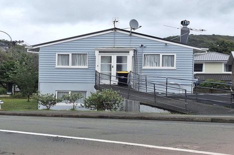 Photo of property in 22 Nicholson Road, Khandallah, Wellington, 6035