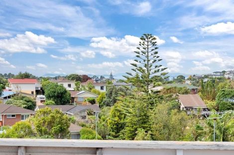 Photo of property in 1/22 Stredwick Drive, Torbay, Auckland, 0630