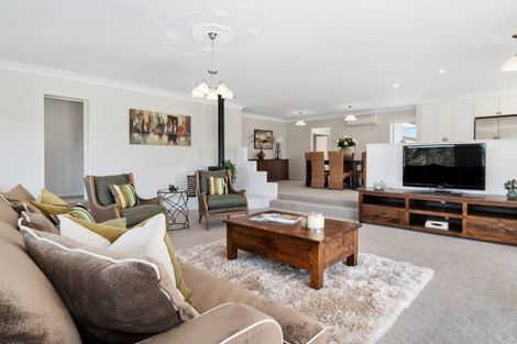 Photo of property in 56 Links View Drive, Omokoroa, 3114