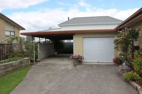 Photo of property in 18 Victoria Avenue, Dannevirke, 4930