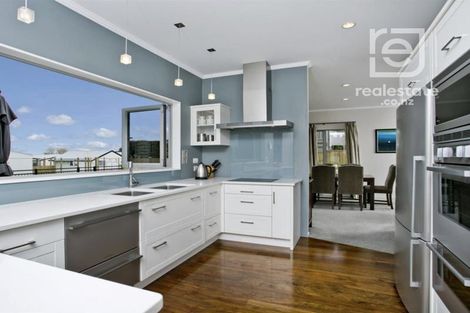 Photo of property in 11a Maleme Avenue, Belmont, Auckland, 0622