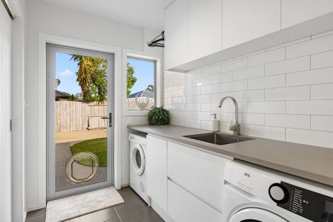 Photo of property in 2 Lamia Grove, Papamoa Beach, Papamoa, 3118